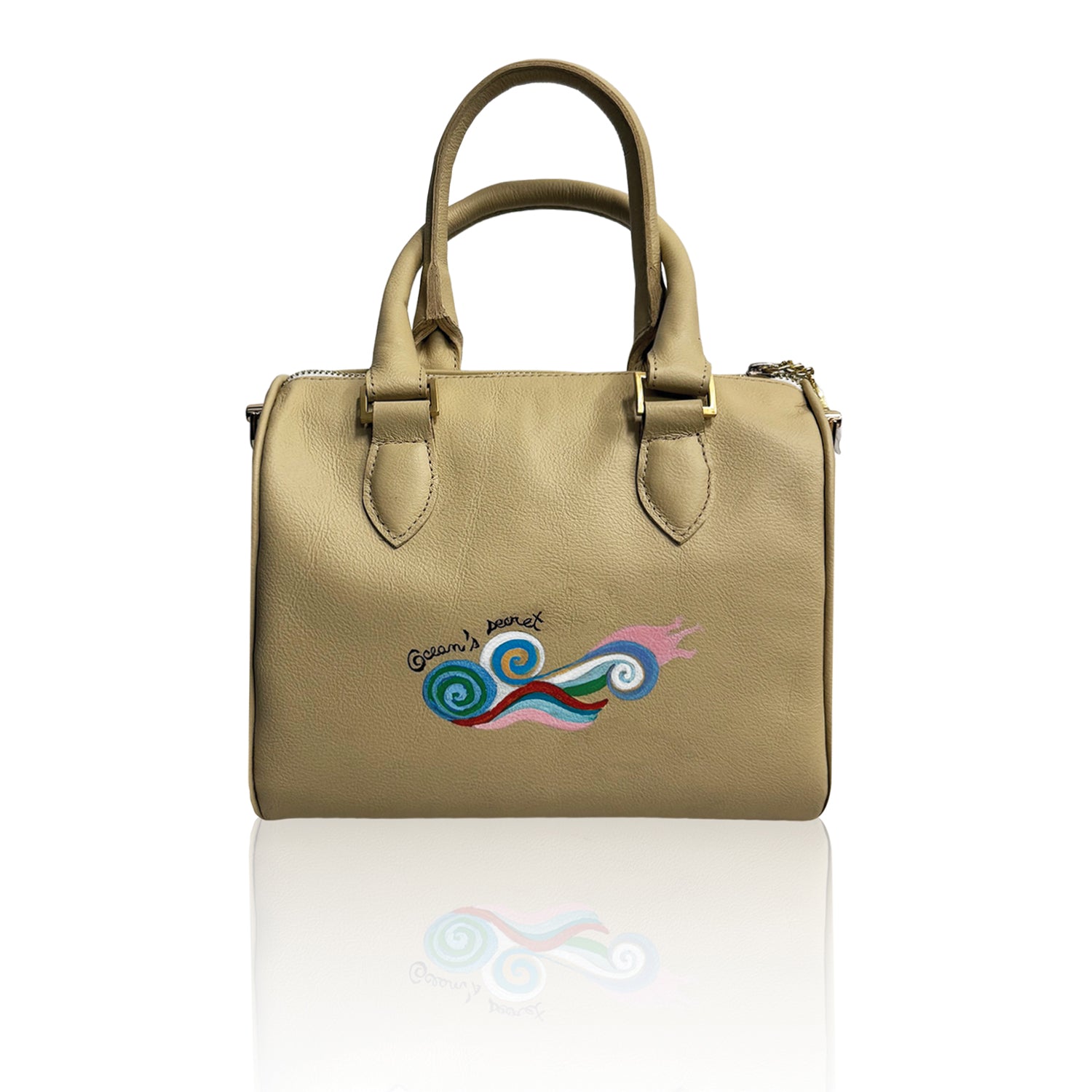 Ocean's secrets | Beige